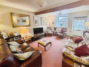 Lounge- click for photo gallery